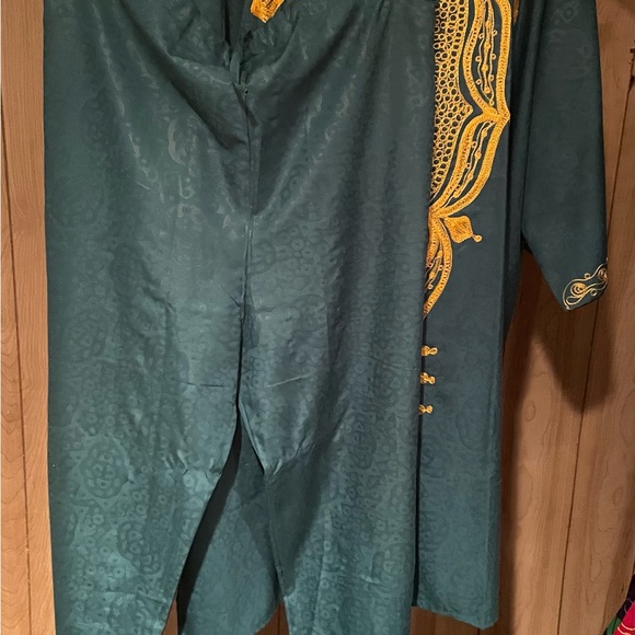 3 pc Pant Set w/kufi - African Fabric - Picture 3 of 3